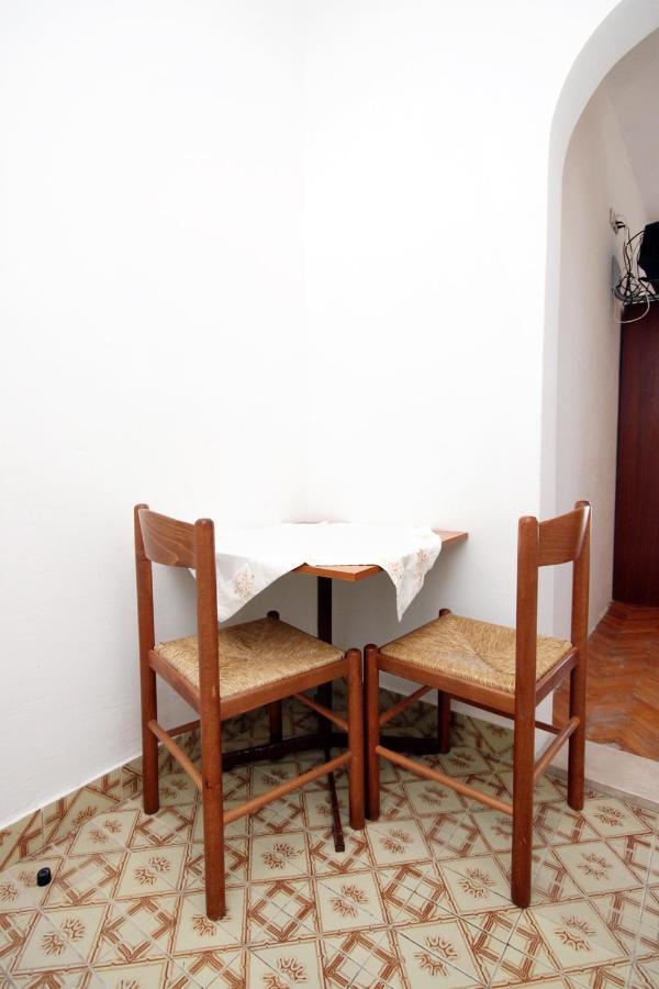 Apartments By The Sea Drvenik Donja Vala, Makarska - 6701 Ngoại thất bức ảnh