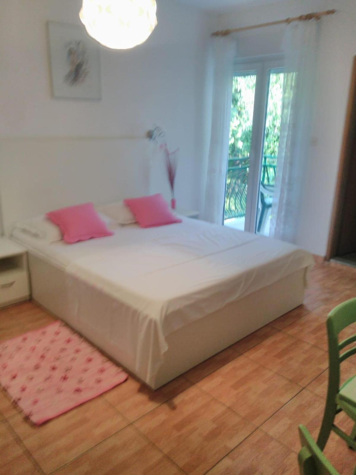 Apartments By The Sea Drvenik Donja Vala, Makarska - 6701 Ngoại thất bức ảnh